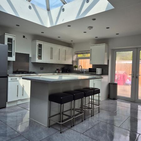 Cardiff City Centre House - Sleeps 6 Bagian luar foto