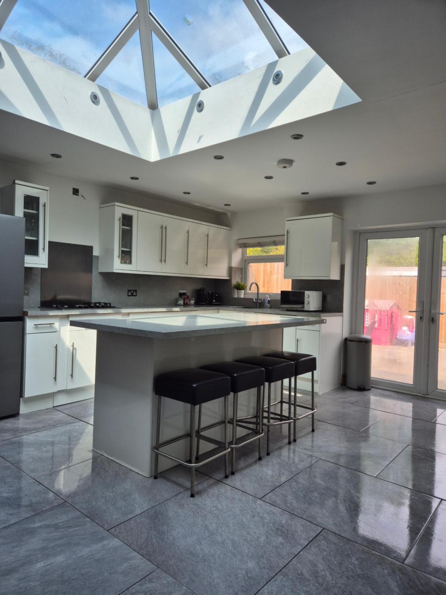 Cardiff City Centre House - Sleeps 6 Bagian luar foto